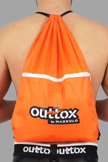 Outtox. Bolsa con cordón. Naranja