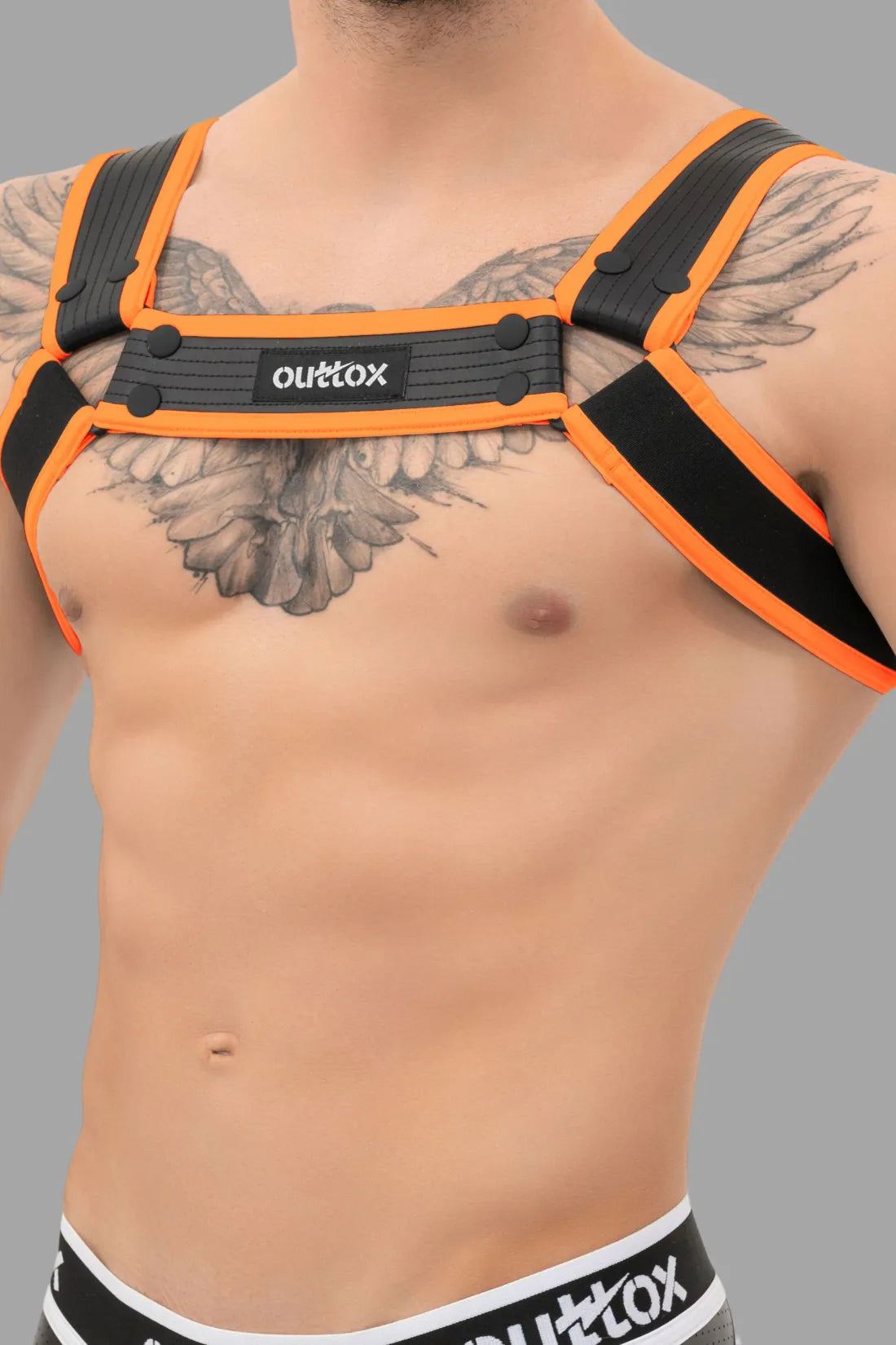 Outtox. Arnés Bulldog con broches. Naranja &