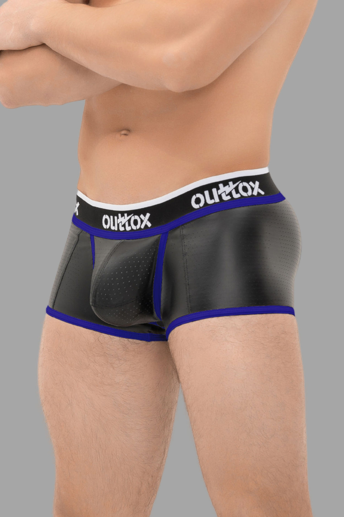 Outtox. Shorts mit offenem Rücken und Druckknopf-Codpiece. Schwarz+Blau „Royal“