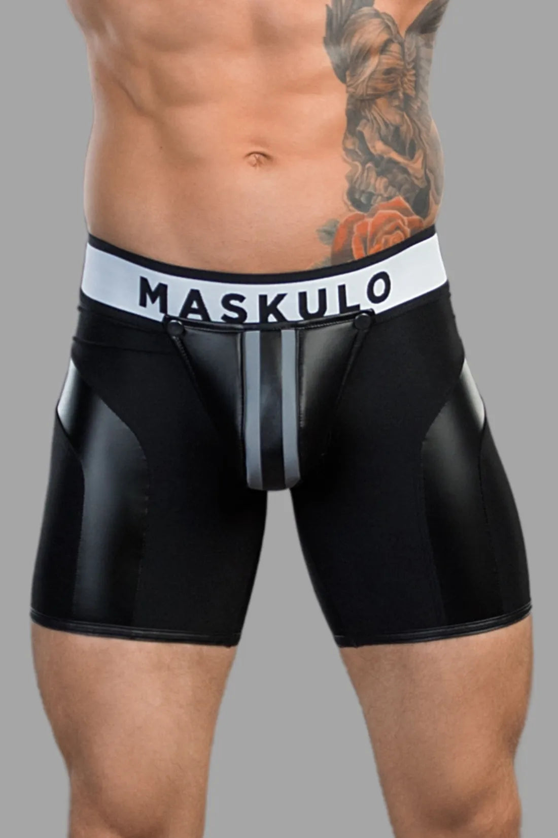 Youngero. Pantalones cortos de ciclismo Fetish para hombre. Bragueta. Parte trasera con cremallera. Negro